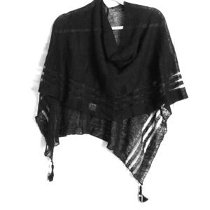 Handmade Irish linen shawl! Tags on!